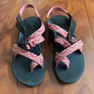 Chacos size 8